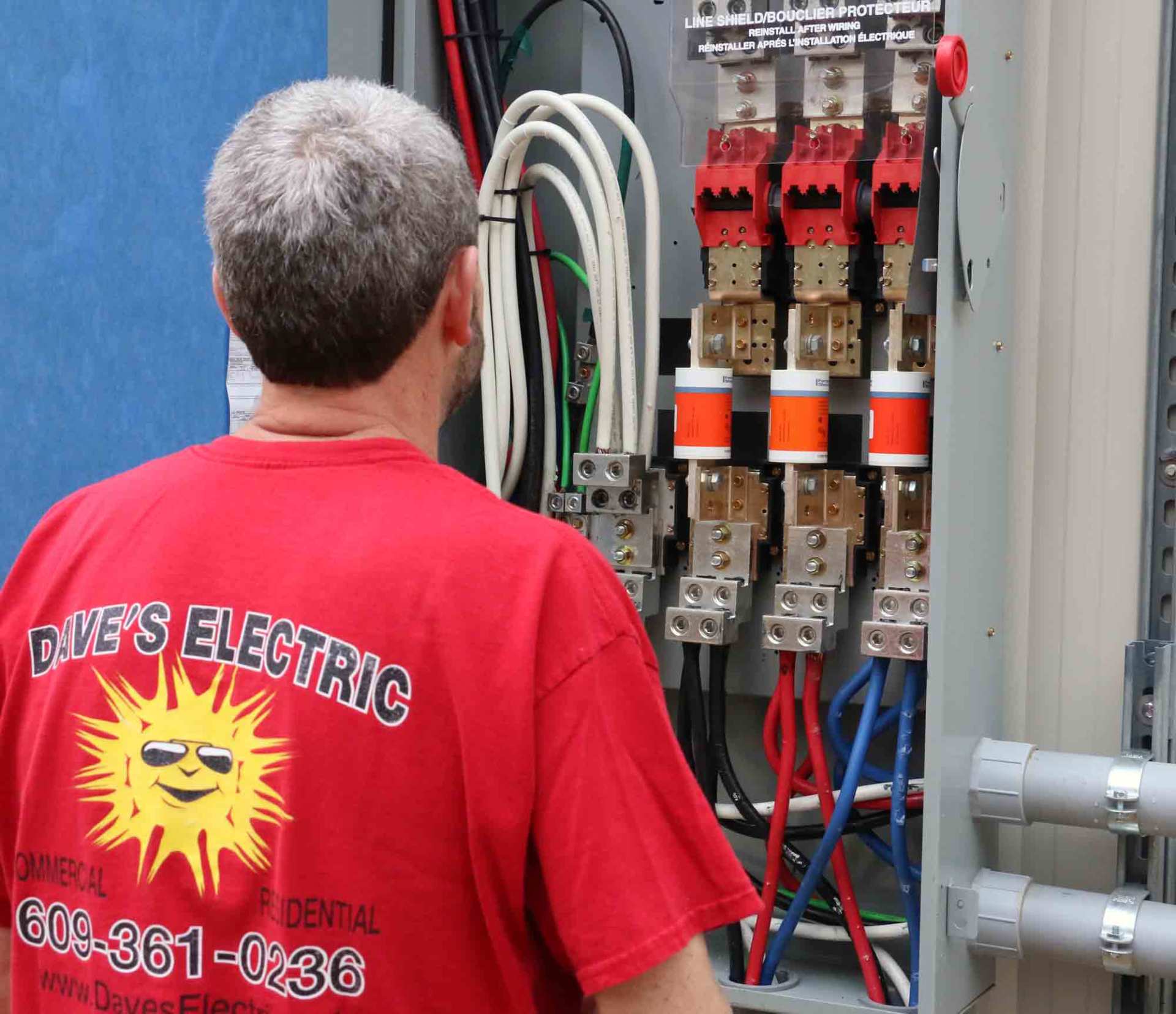 Electrical repair service and new installation for residential and