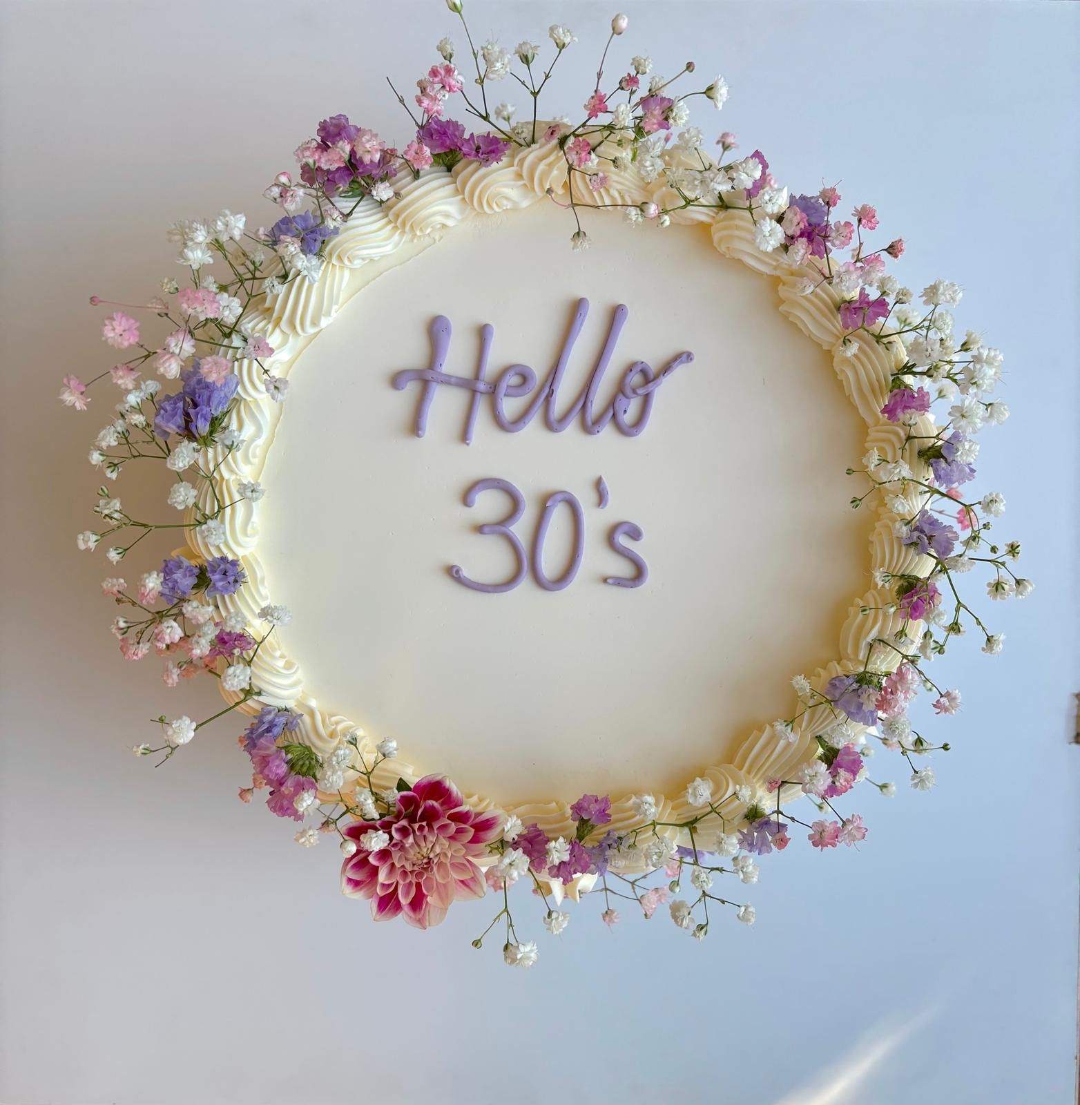 Gelato al cioccolato e alla vaniglia, consistenza cremosa.