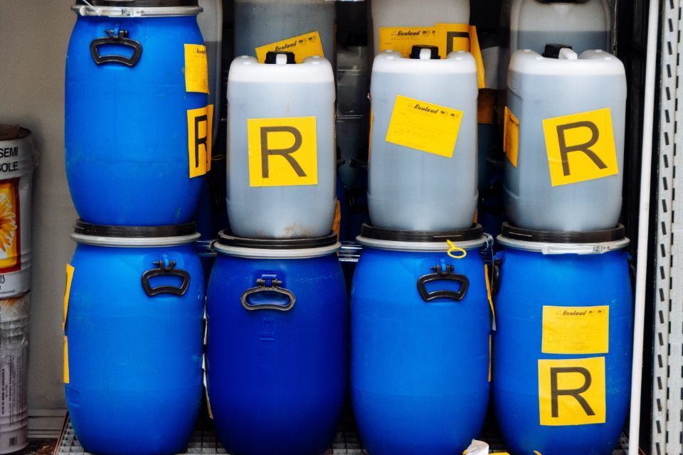 furgone ditta raccolta rifiuti