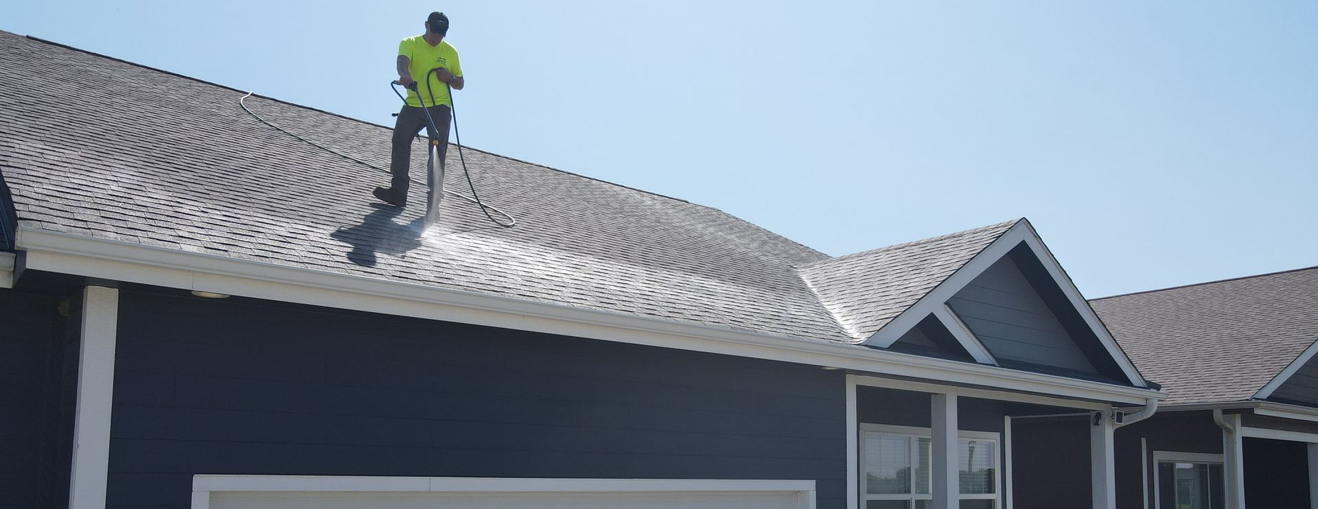 How to Prepare Your Roof for Winter: Your Late-Summer to Fall Roof Maintenance Checklist