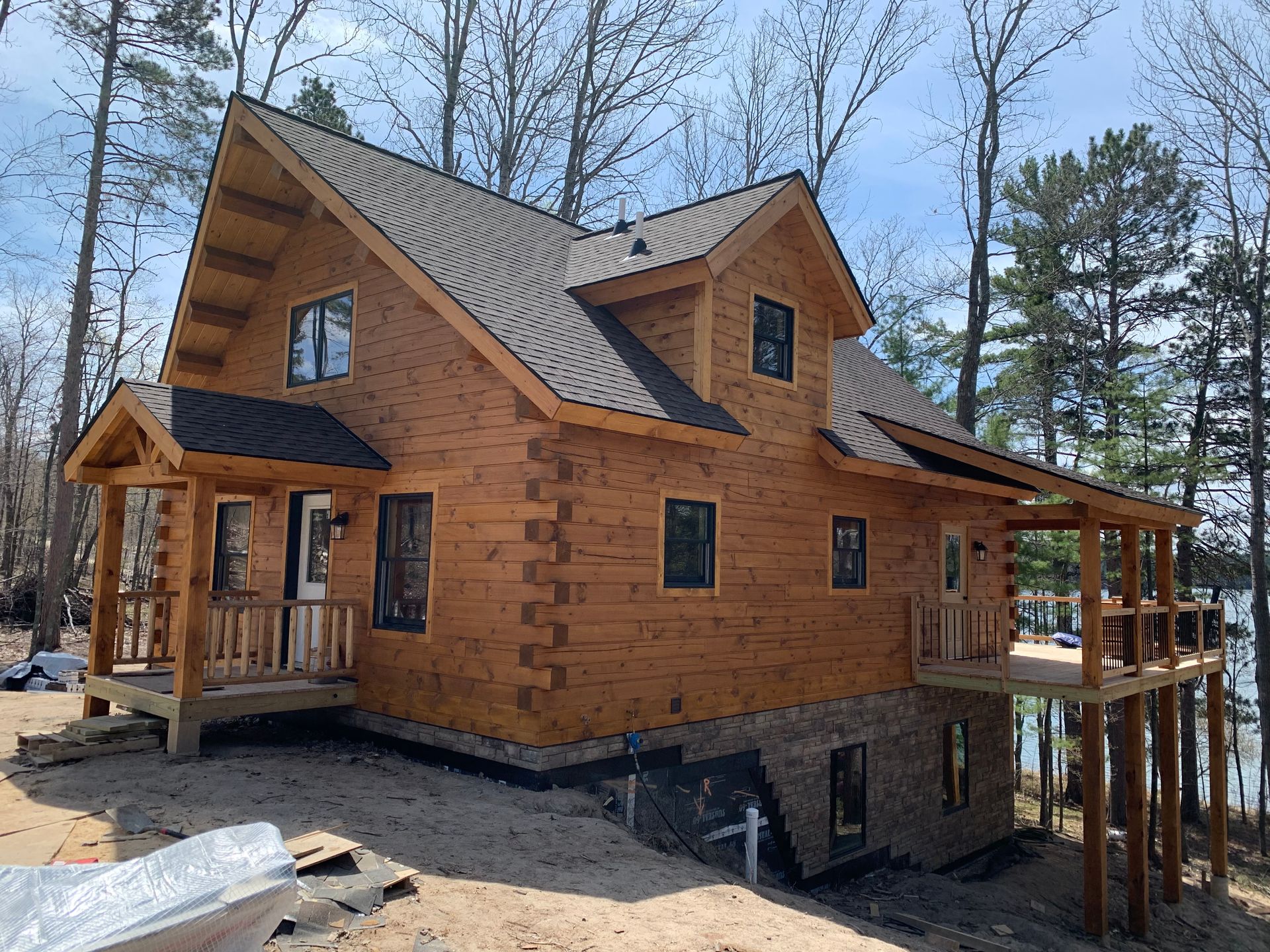 New Log Cabin – MN - Lifetime Staining and Log Restoration