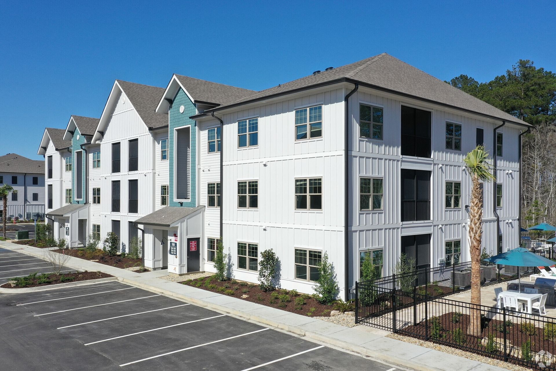 Alleia Luxury Apartments