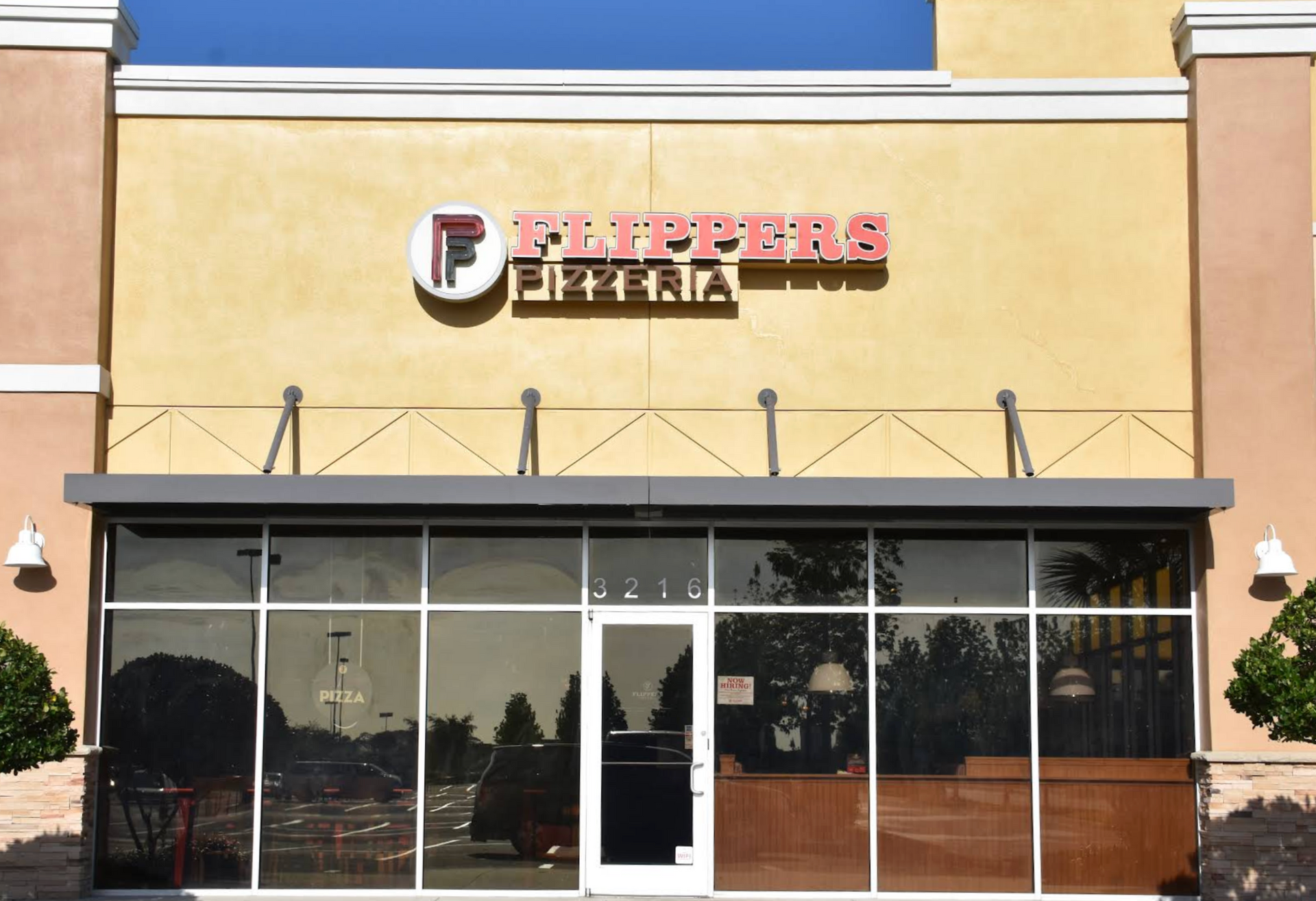 Flippers Pizza Co Rolling Oaks in Kissimmee FL