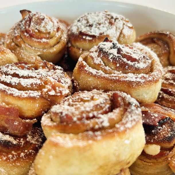 Flippers Pizza Co Hot Bacon Honey Buns