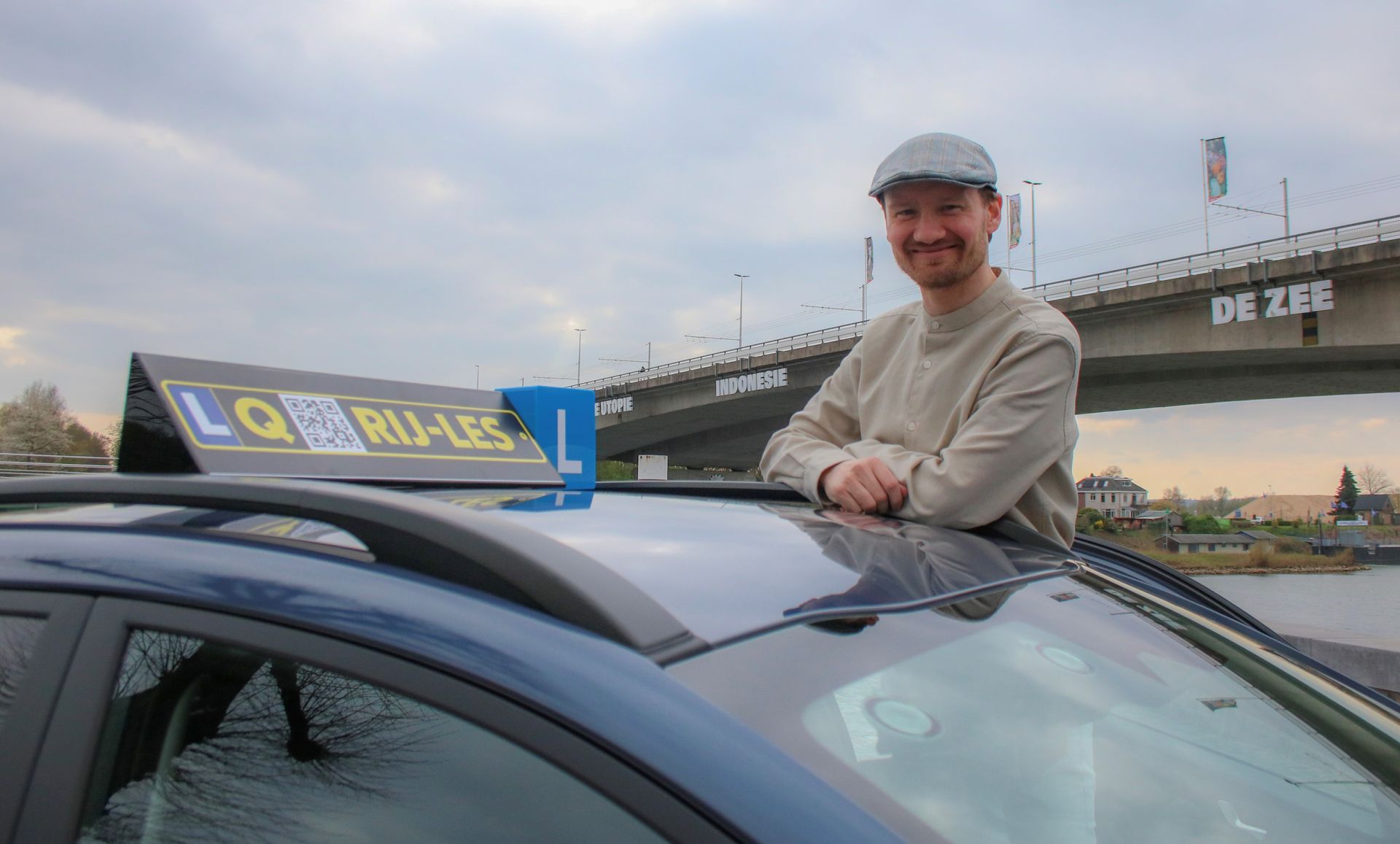 Leren autorijden in Arnhem, geen brug is te ver. Iedereen kan leren autorijden met de juiste begeleiding.