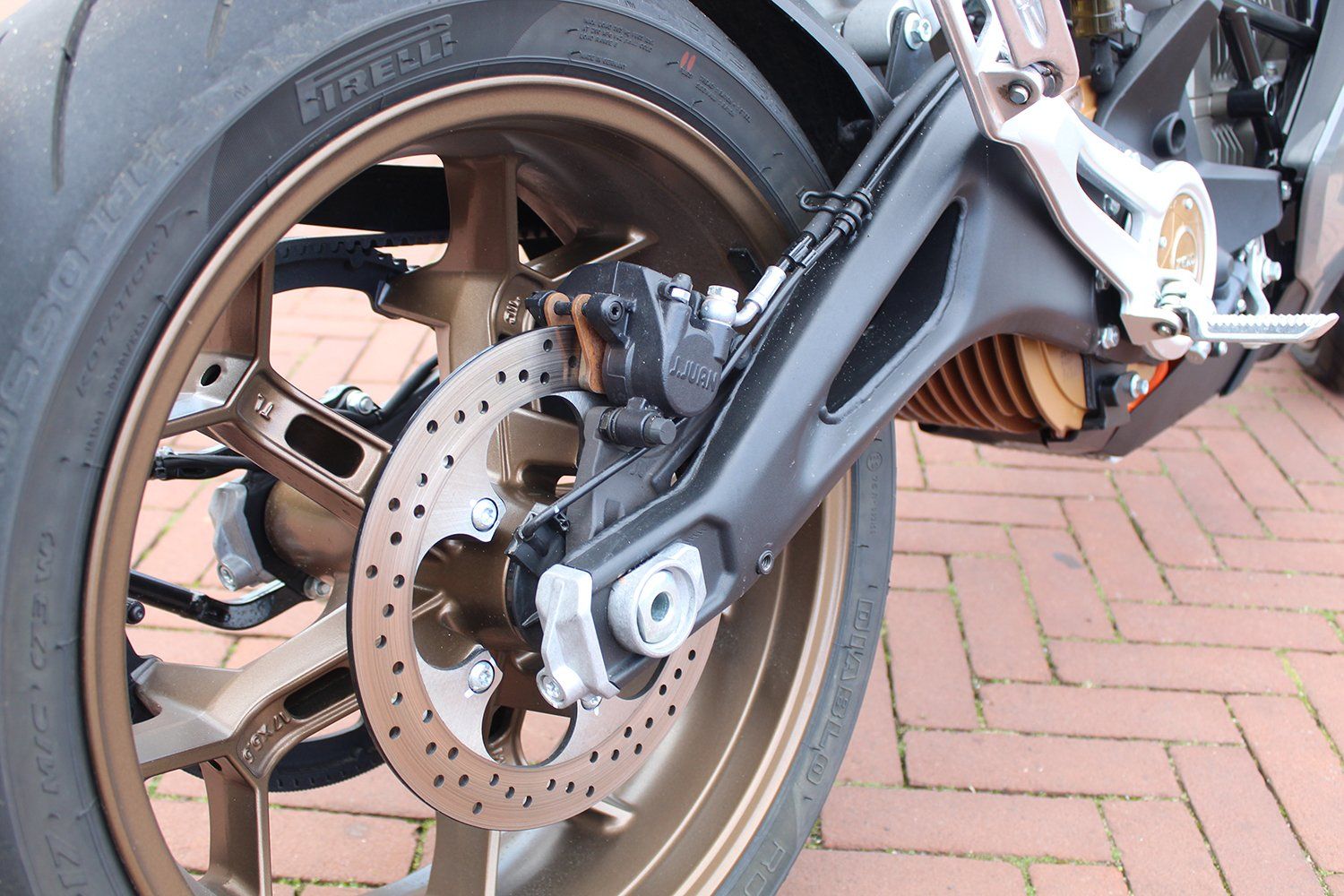 Zero SR/S - Zero Motorcycles