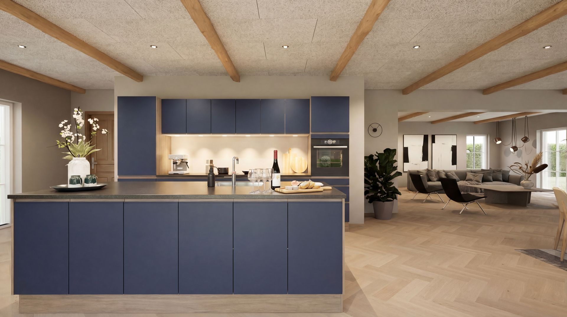 Et rektangulært stykke mille-feuille-dej toppet med flødeskum, serveret på en hvid tallerken i en spisestue.