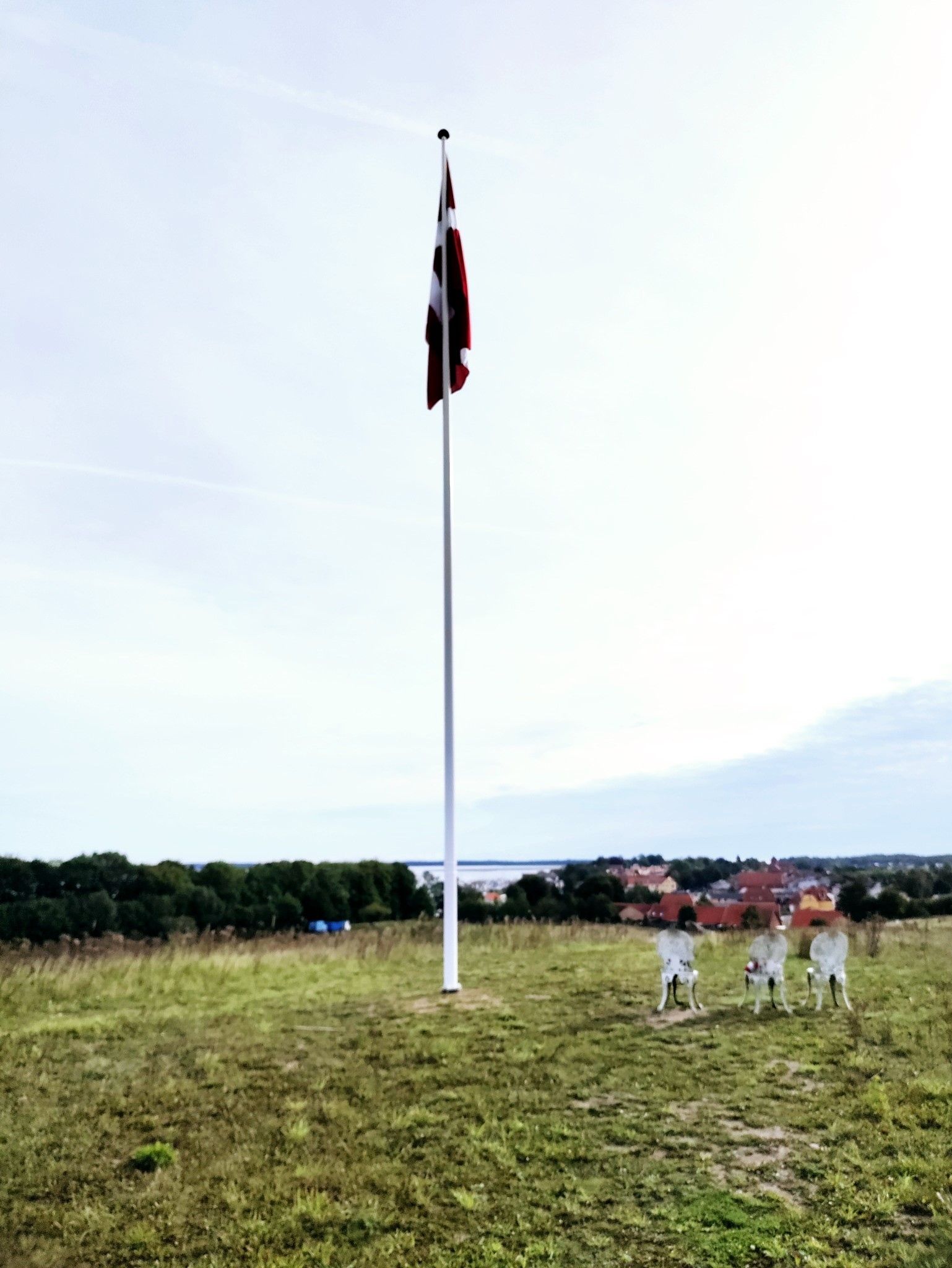 Billede af flagstangen på Antonibakken