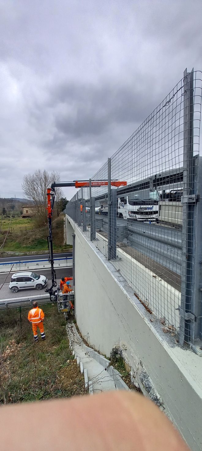 PIATTAFORMA BENELLI MULTIFUNZIONALE