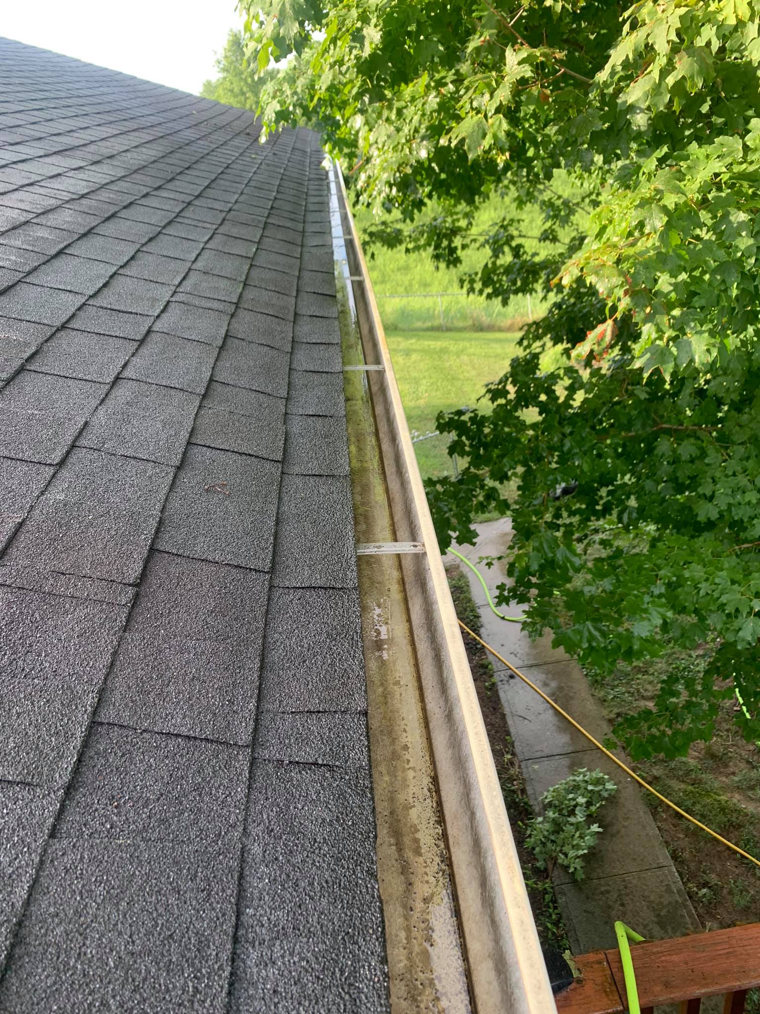 Clean Roof — Verona, KY — Spit Shine Commercial Cleaning LLC