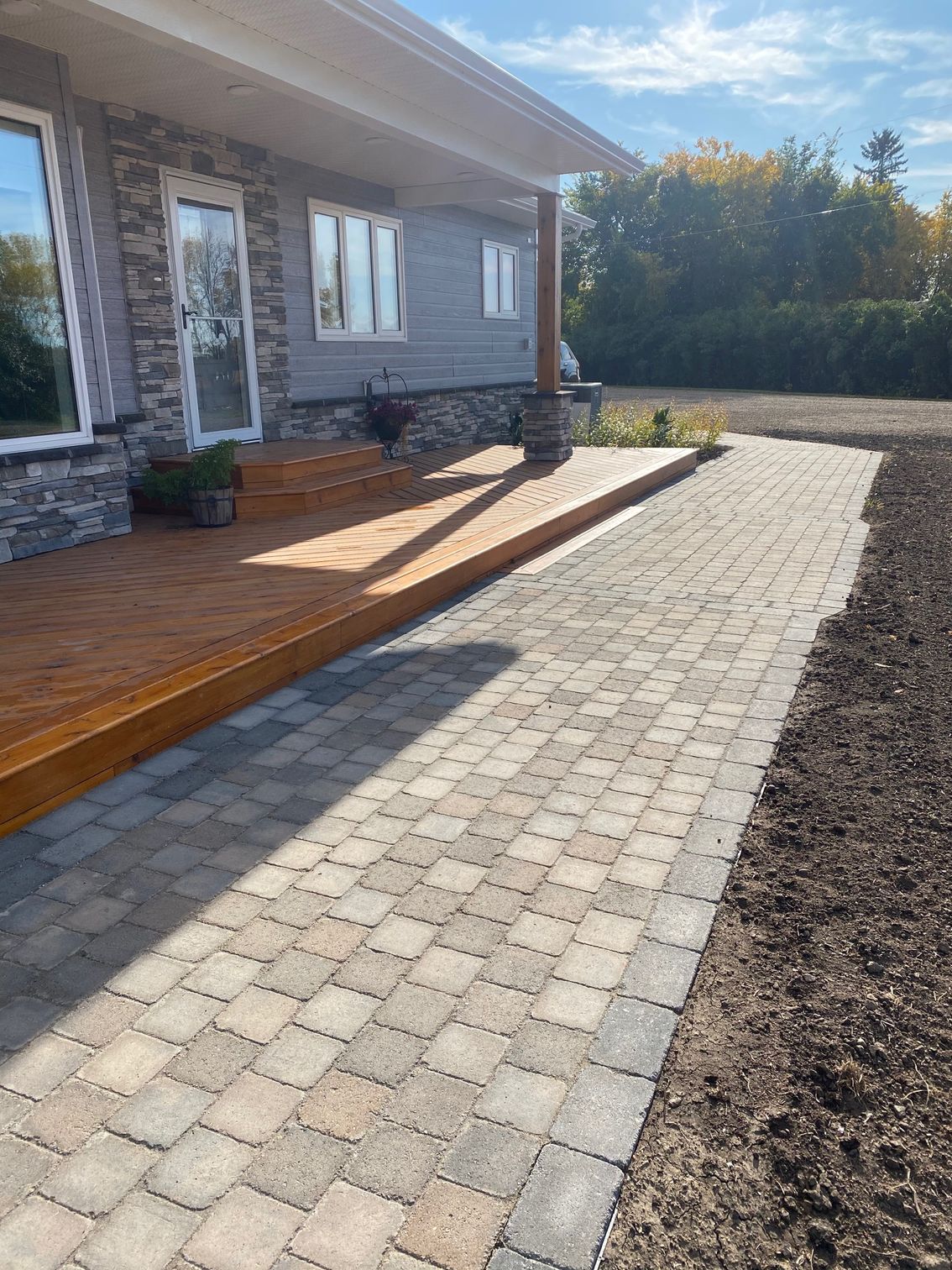 front yard roman euro walkway