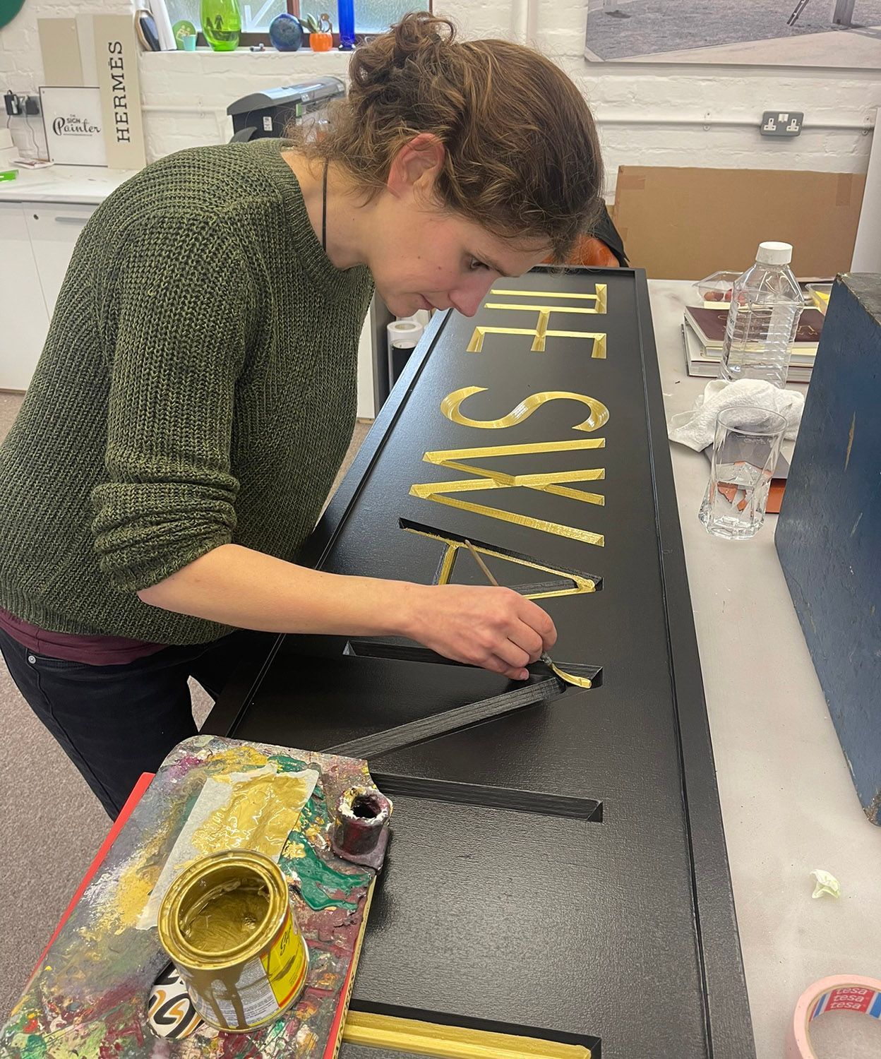 The Swan Inn signage