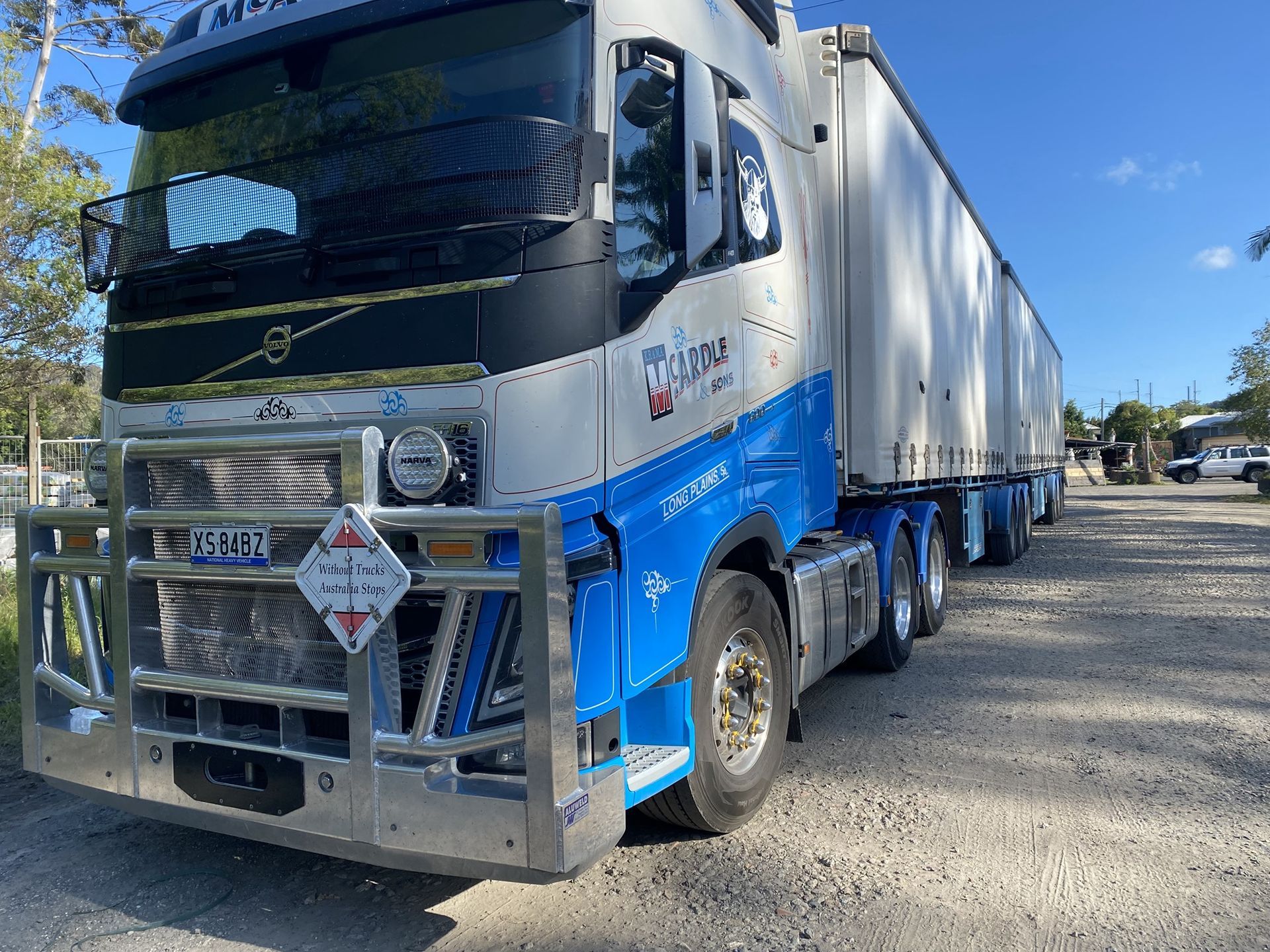 Blue and White Semi-truck Parked Outdoors — Concrete Sleepers NSW in Sancrox, NSW
