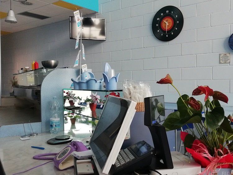 Angolo della pizzeria: la cassa