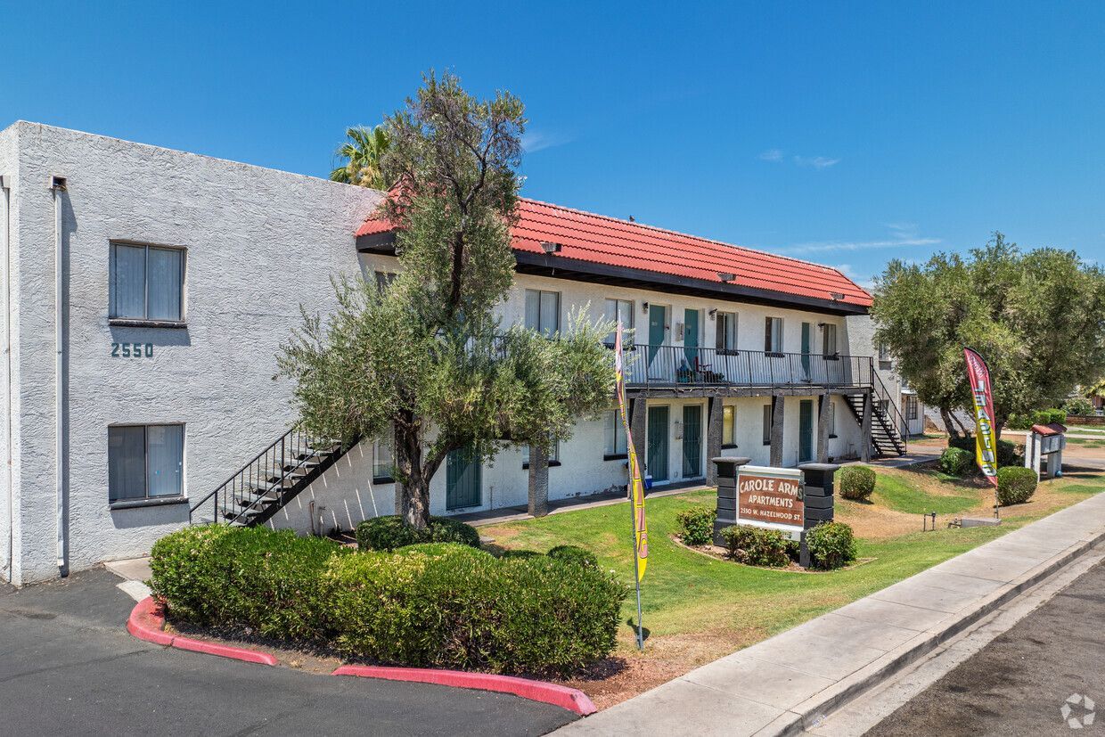 Carole Arms Apartments - Image 3