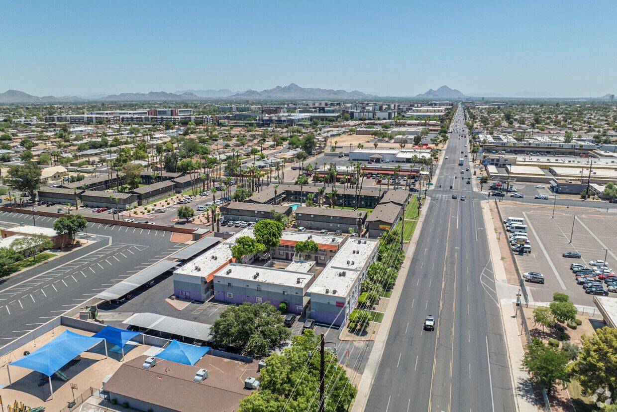 GC 3734 Apartments - Image 2