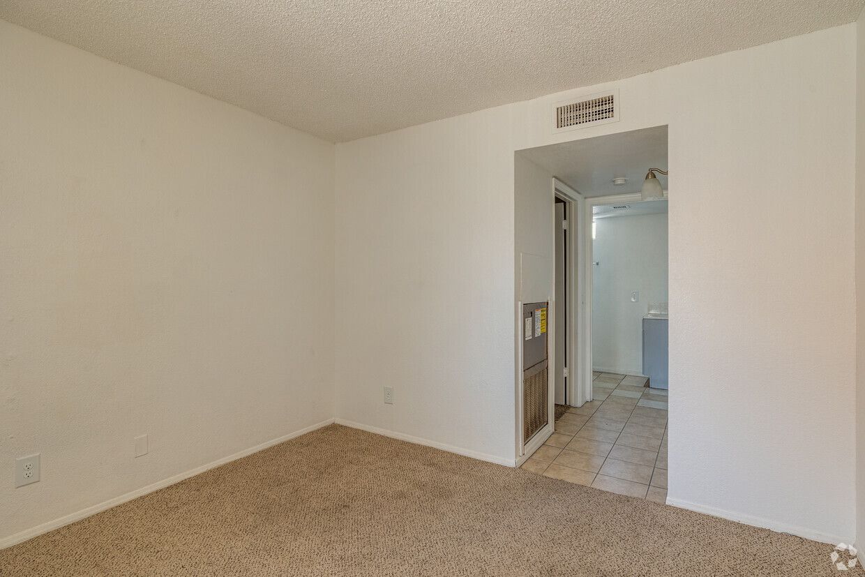 GC 3734 Apartments - Image 7