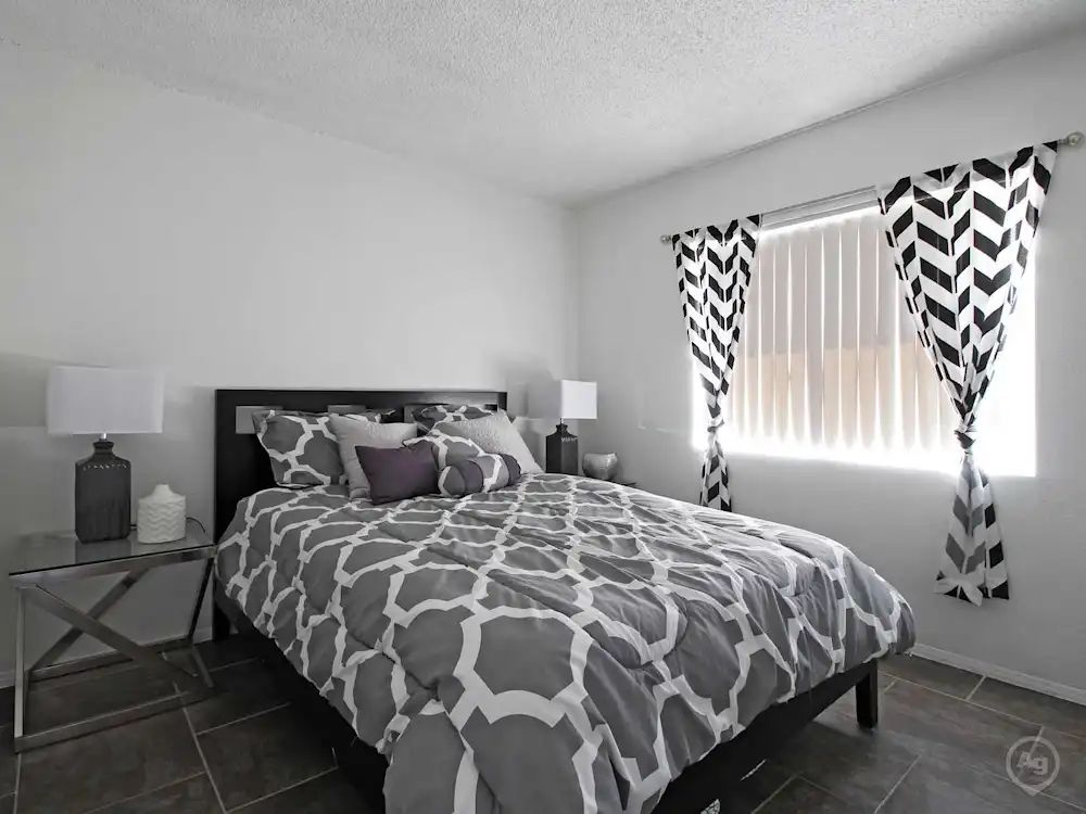 Mellow Square Apartments - Image 7