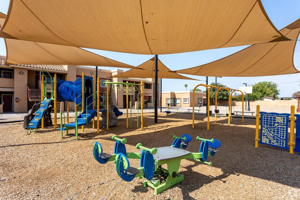 San Marina Apartments - Image 7