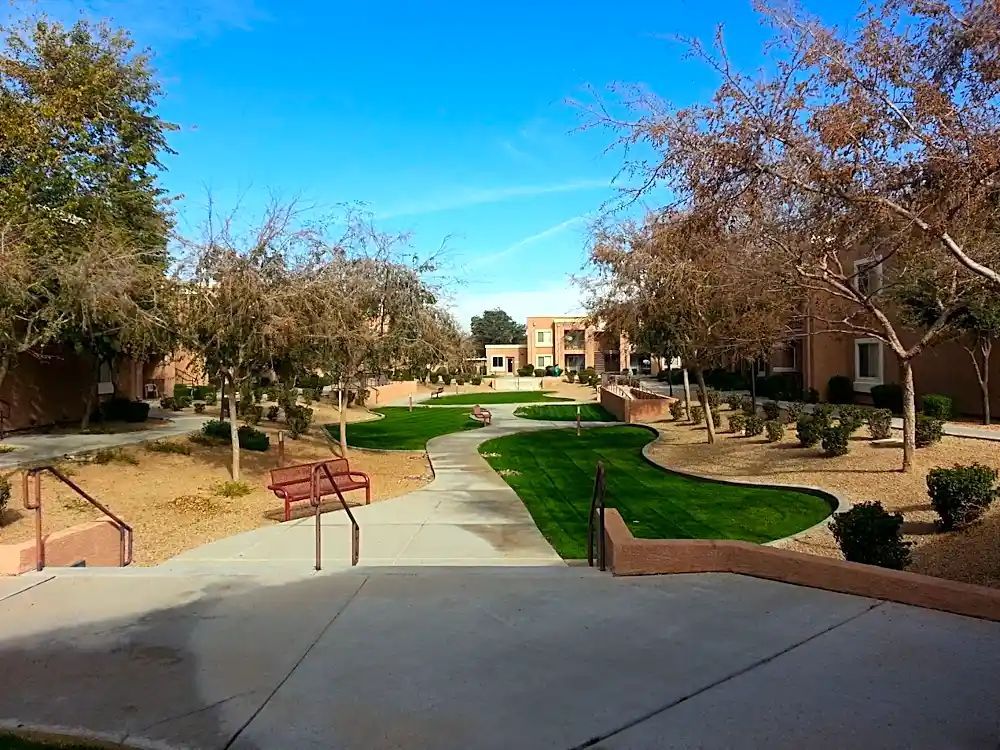Tanner Manor Apartments - Image 4