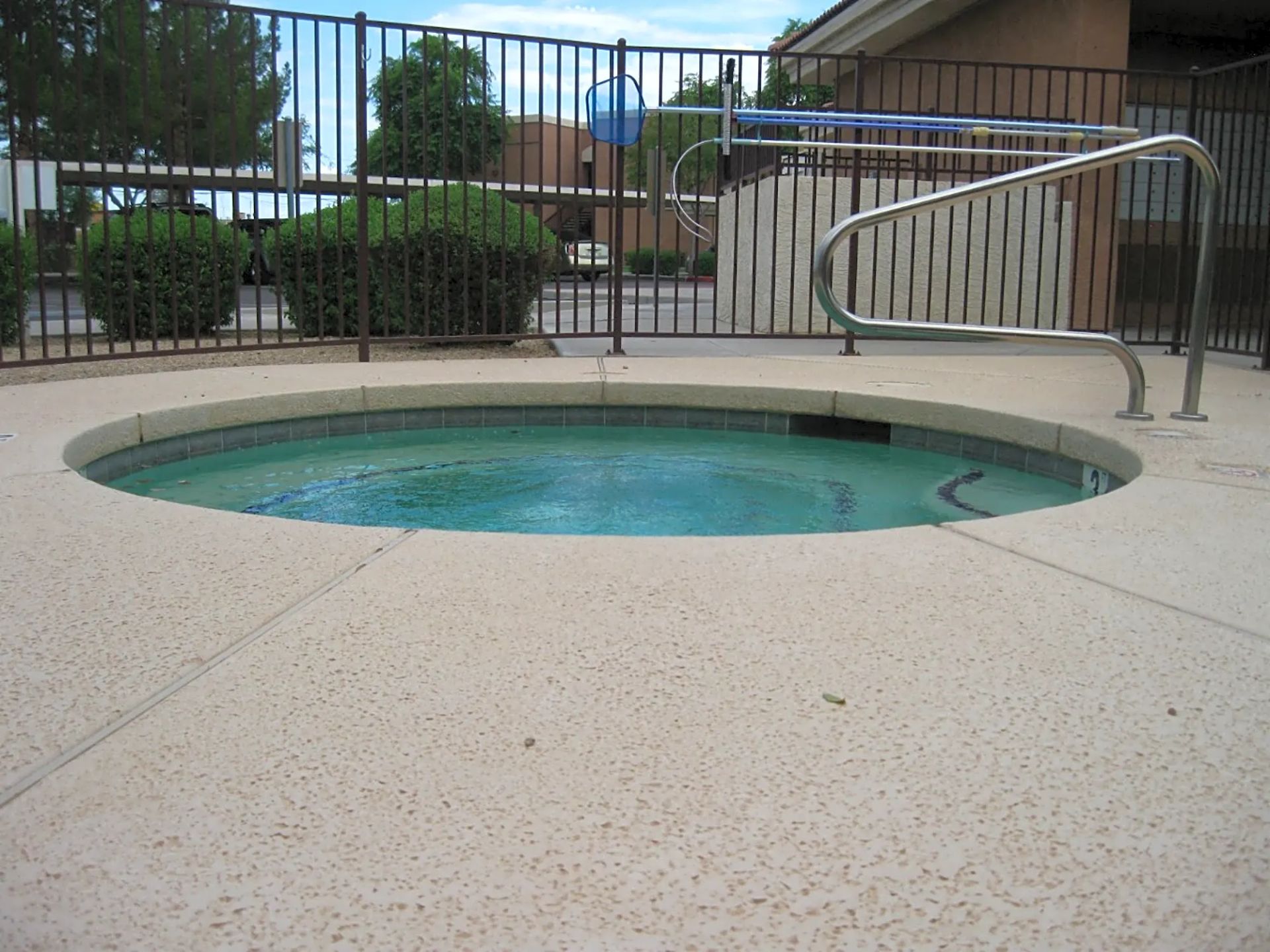 Tanner Manor Apartments - Image 5