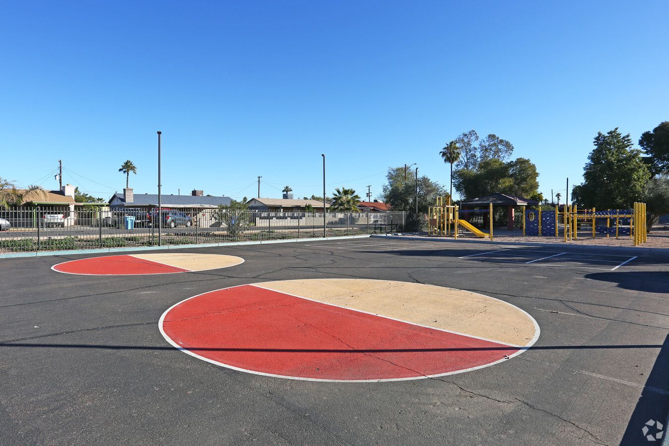 The Resort on 35th - Image 15