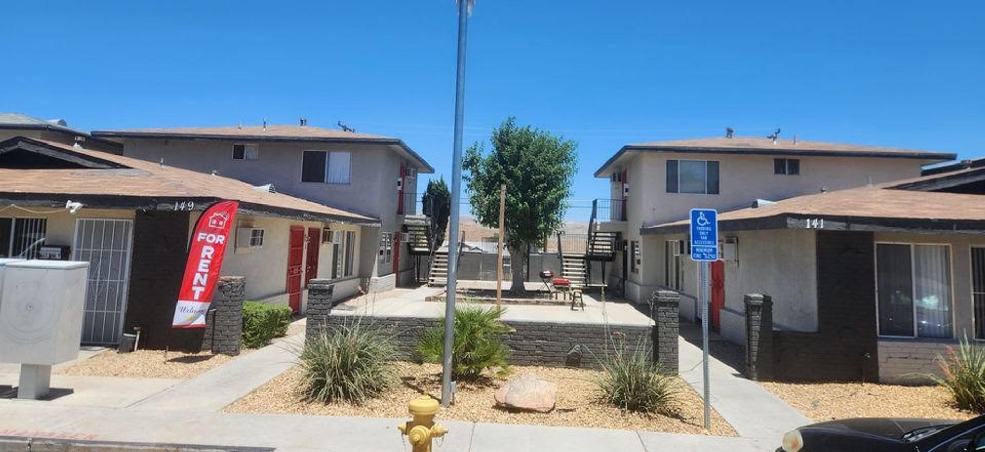 Buena Vista Apartments - Image 1