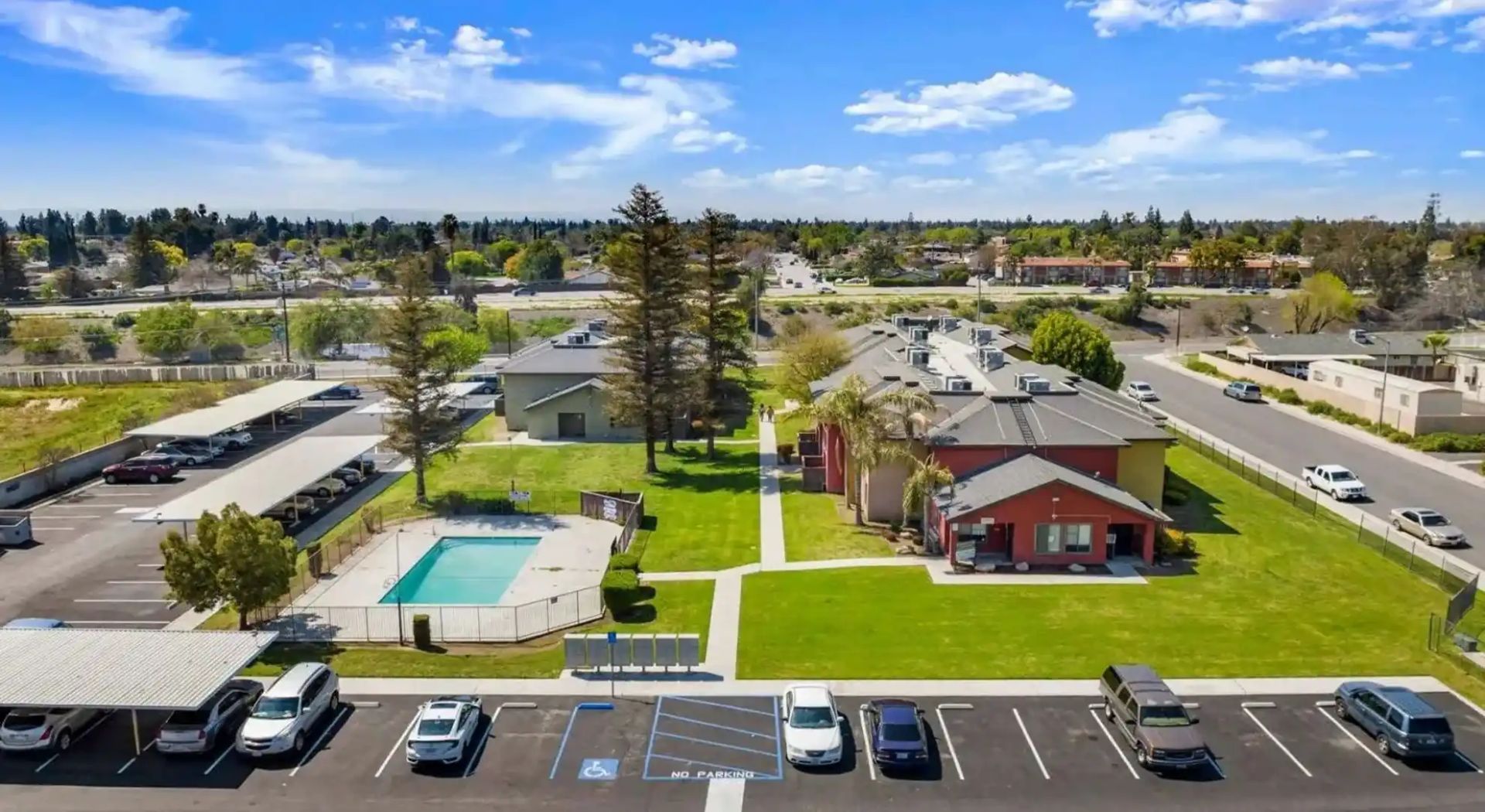 Coventry Place Apartments - Image 2