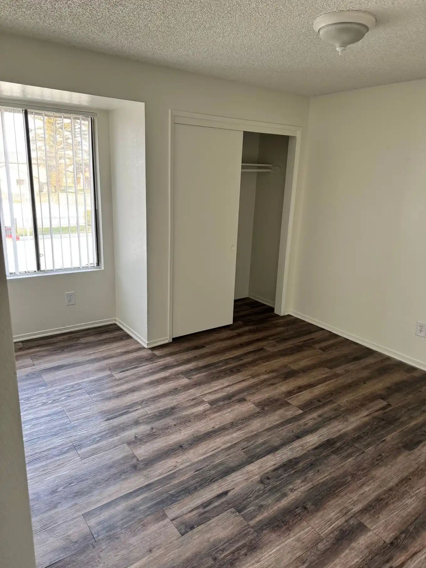 Coventry Place Apartments - Image 4