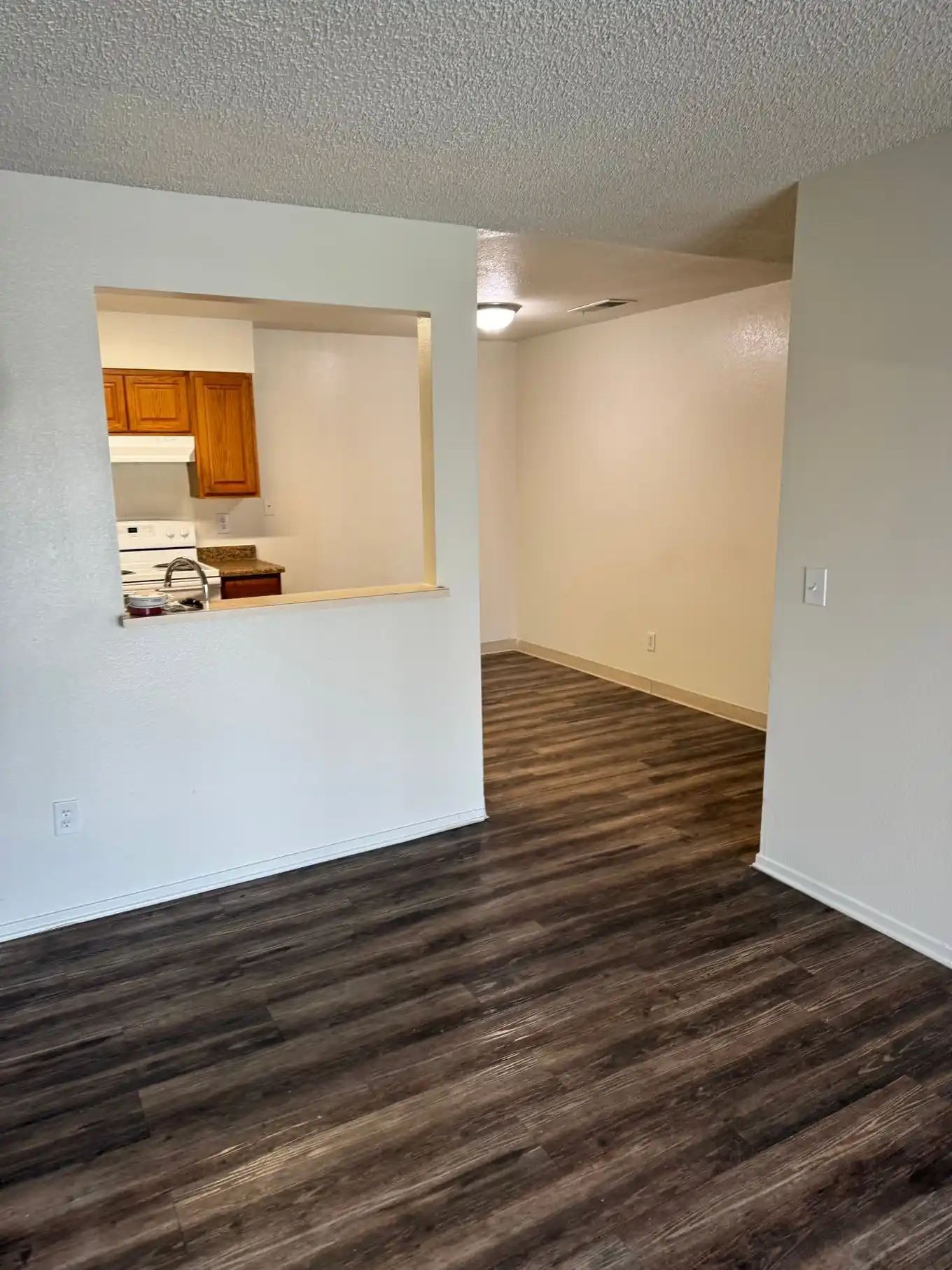 Coventry Place Apartments - Image 5