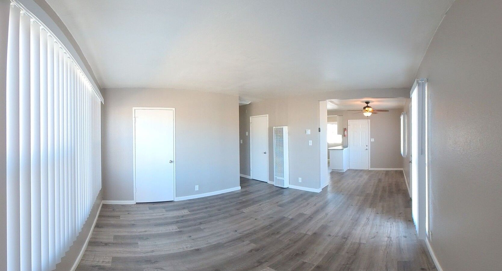 Desert Oasis Apartments - Image 2