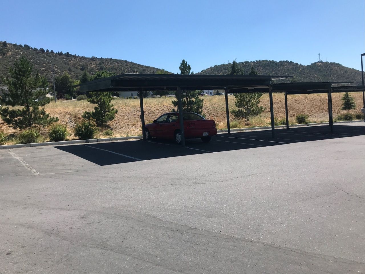 Emerald Pointe Apartments - Image 7