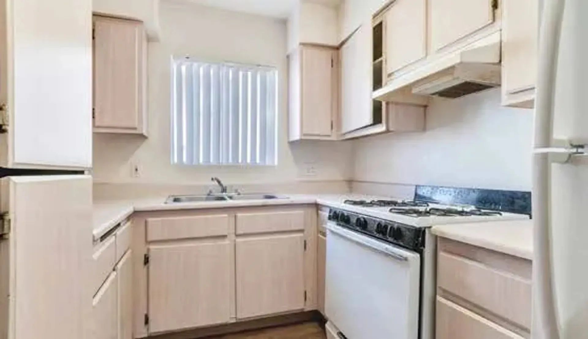 Fredricks Street Apartments  - Image 4