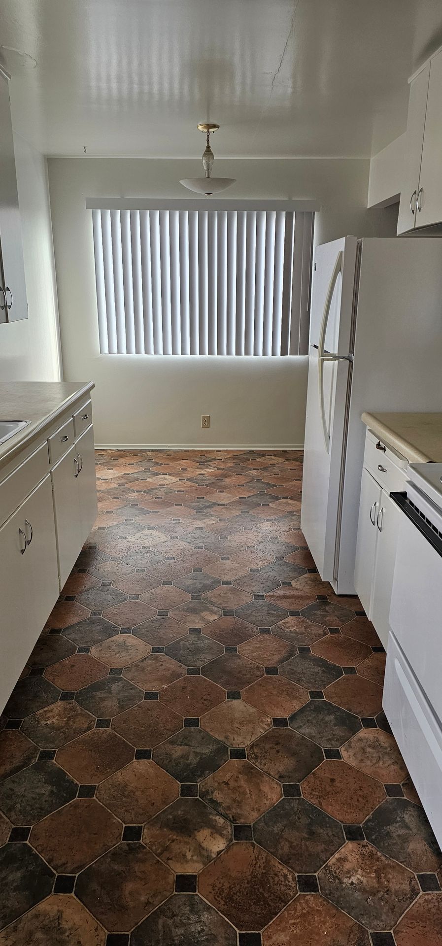 Highland View Apartments  - Image 5