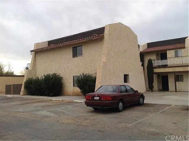 K Street Apartments - Image 1