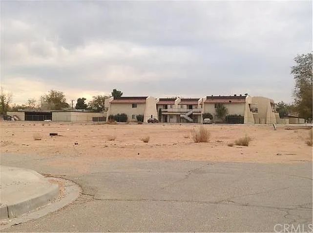 K Street Apartments - Image 2