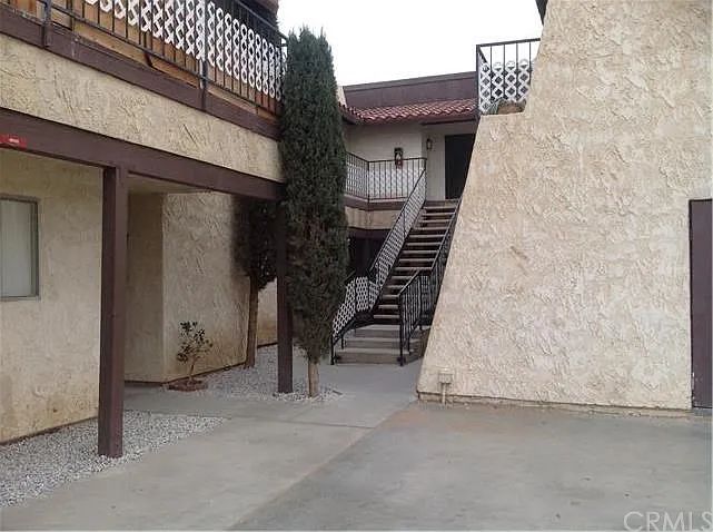 K Street Apartments - Image 4