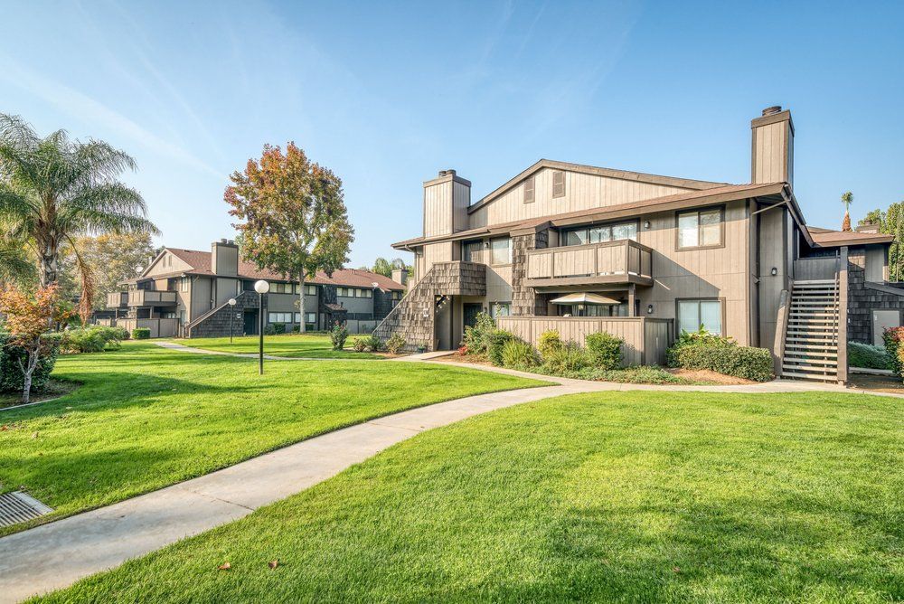 Ranchwood Condominiums - Image 3