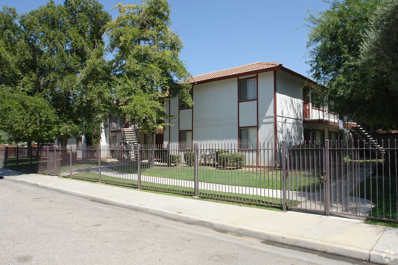 Springwood Court - Image 10