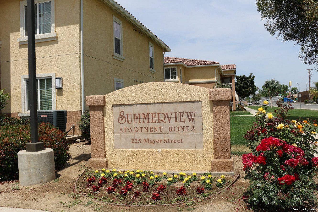 Summerview Apartments - Image 2