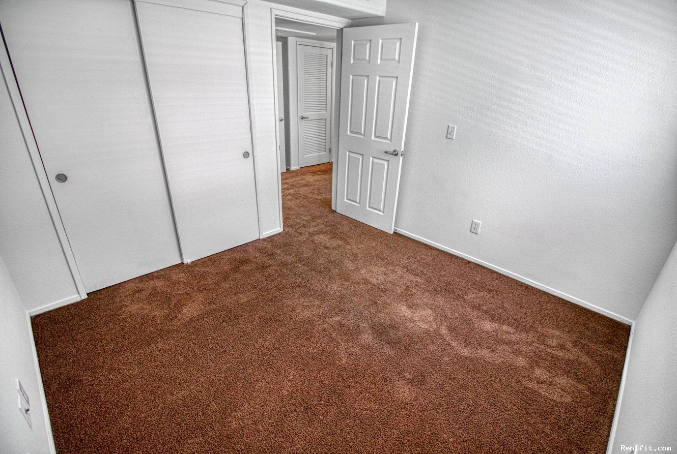 Summerview Apartments - Image 5