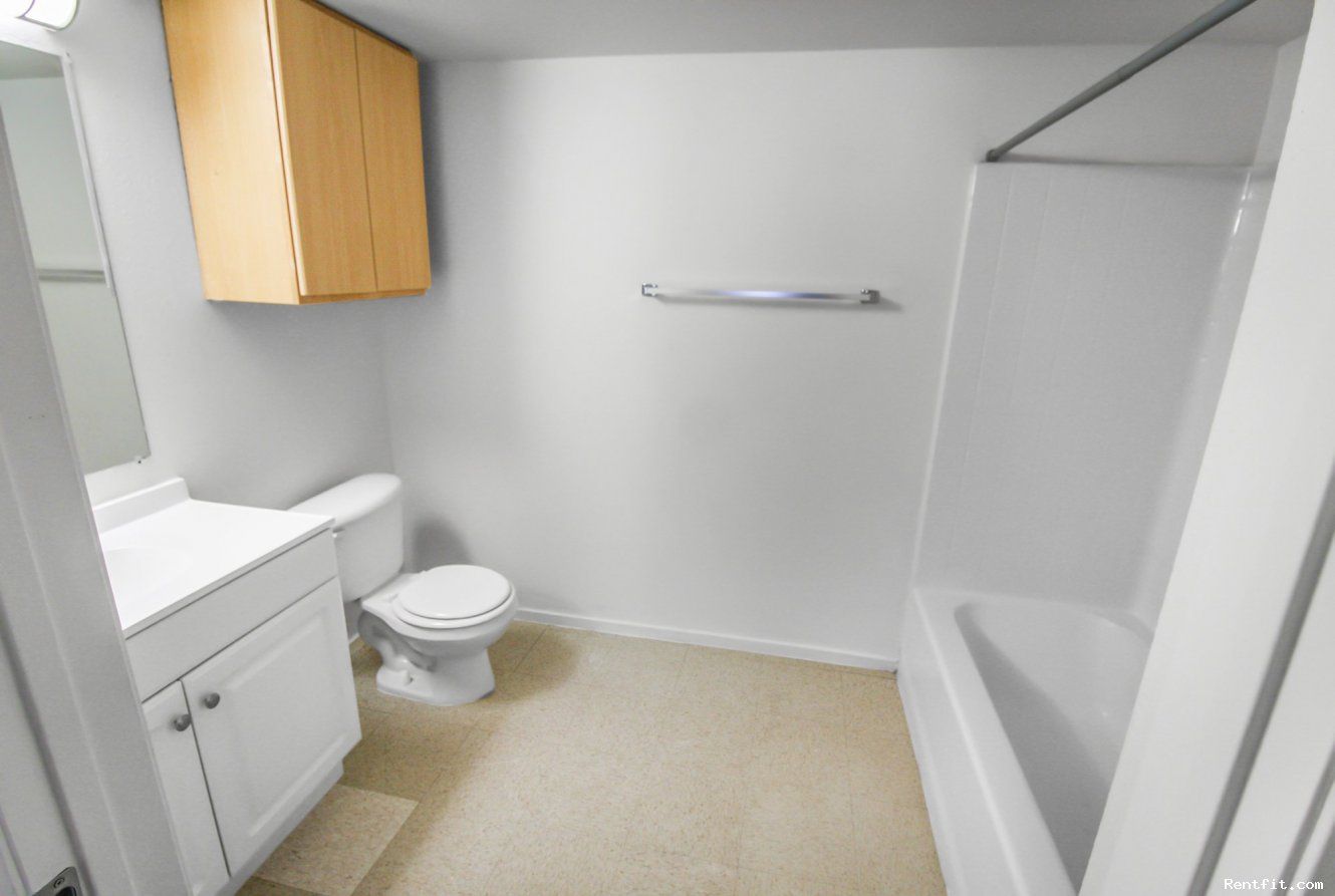 Summerview Apartments - Image 6