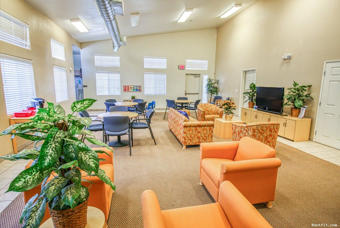 Summerview Apartments - Image 9