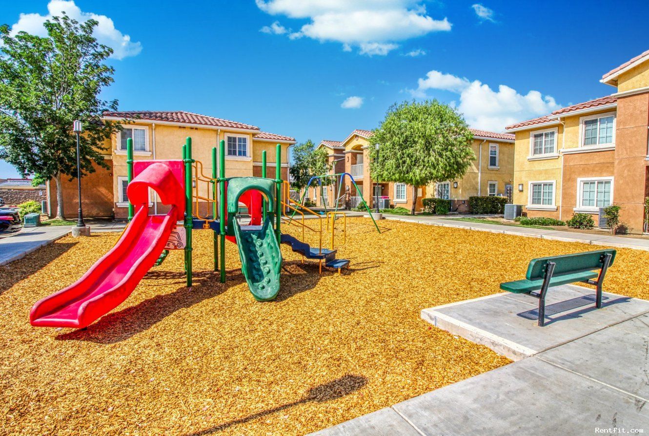 Summerview Apartments - Image 11