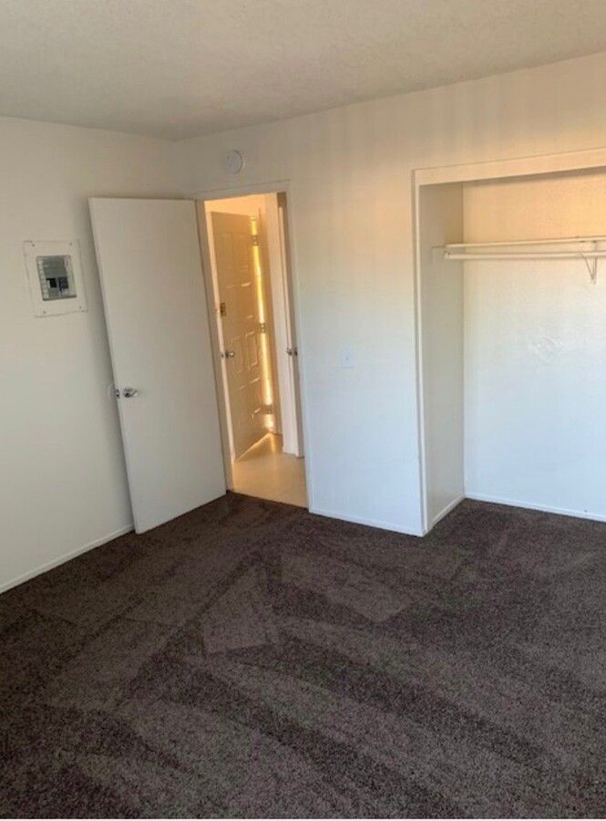 Vintage Apartments  - Image 3