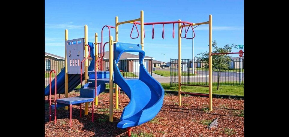 Plainview Vistas Apartment - Image 10