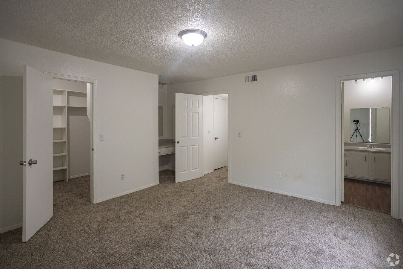 Ashley Park Apartments - Image 8