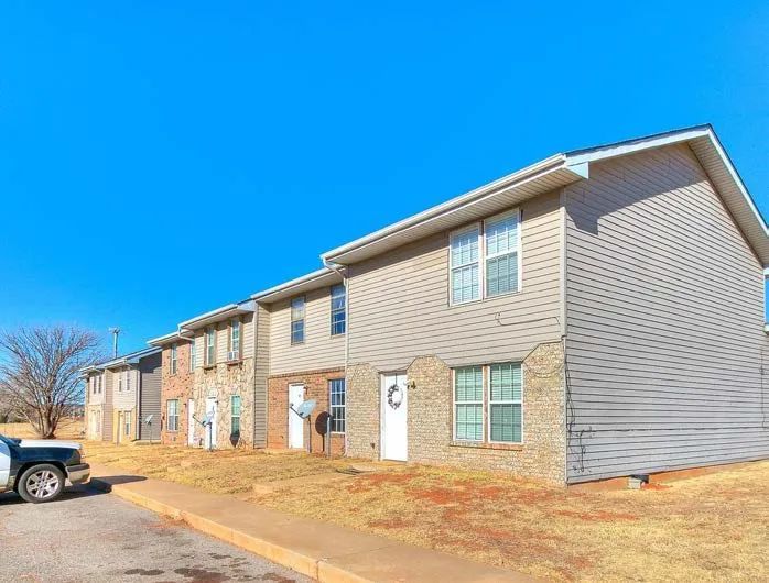 Caman Townhomes - Image 4