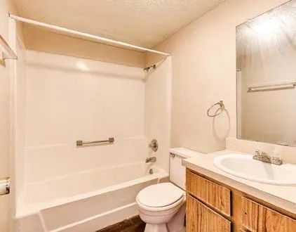 Caman Townhomes - Image 8