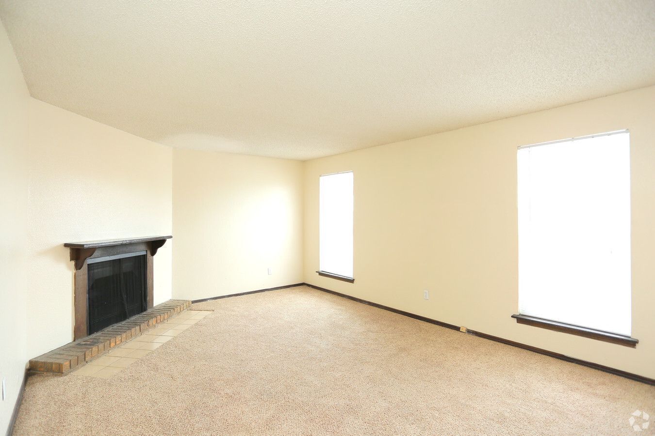 Meadow Park Apartments - Image 8